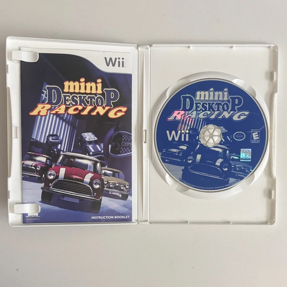 Nintendo Wii Mini Desktop Racing - Purple and Red